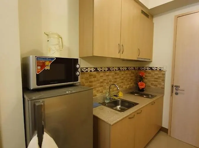 Field Residences Condominium In Paranaque Near All Airport Terminals Manila
