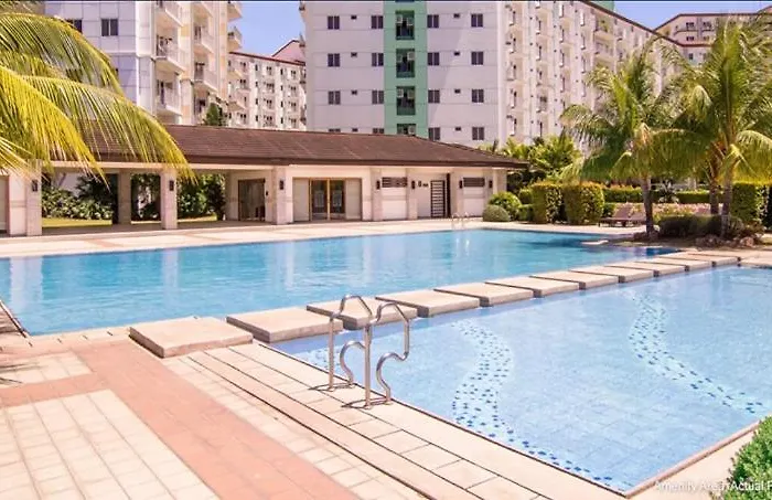 Apartahotel Field Residences Condominium In Paranaque Near All Airport Terminals *