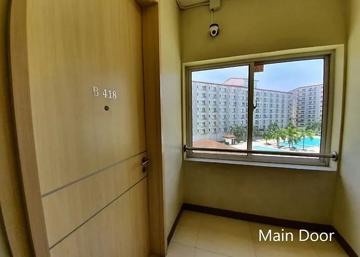 Field Residences Condominium In Paranaque Near All Airport Terminals Apartahotel *